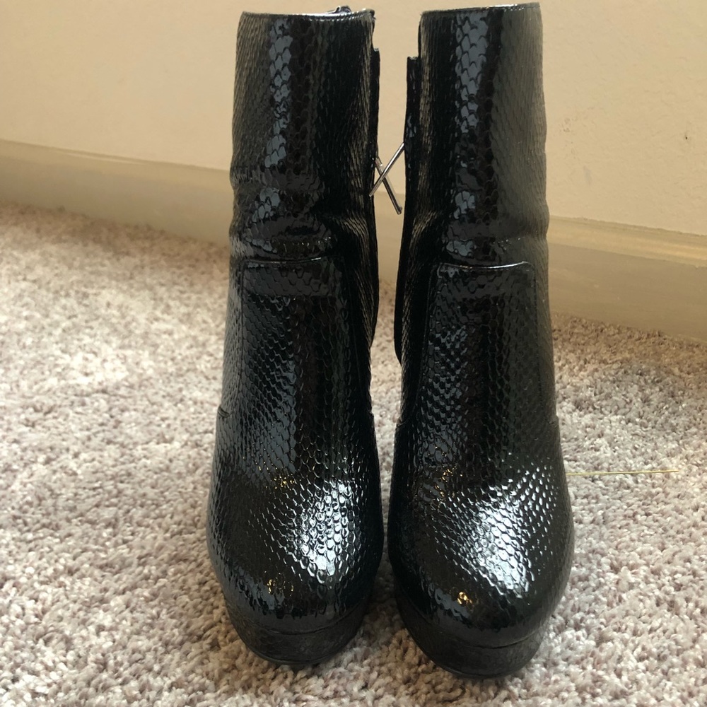 Aldo black booties
